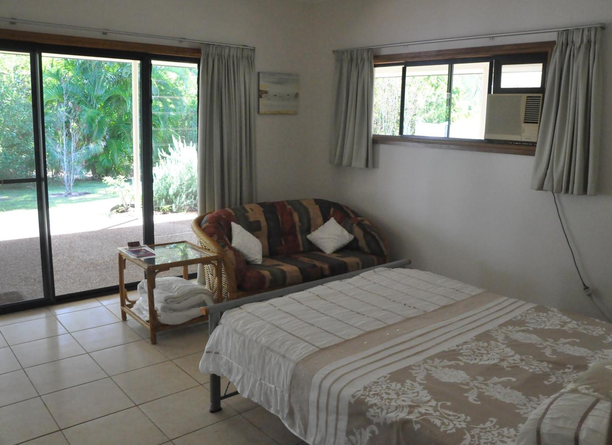 Magnetic Island Bed And Breakfast Horseshoe Bay Ruang foto