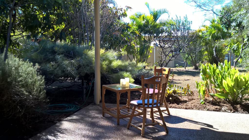 Magnetic Island Bed And Breakfast Horseshoe Bay Bagian luar foto