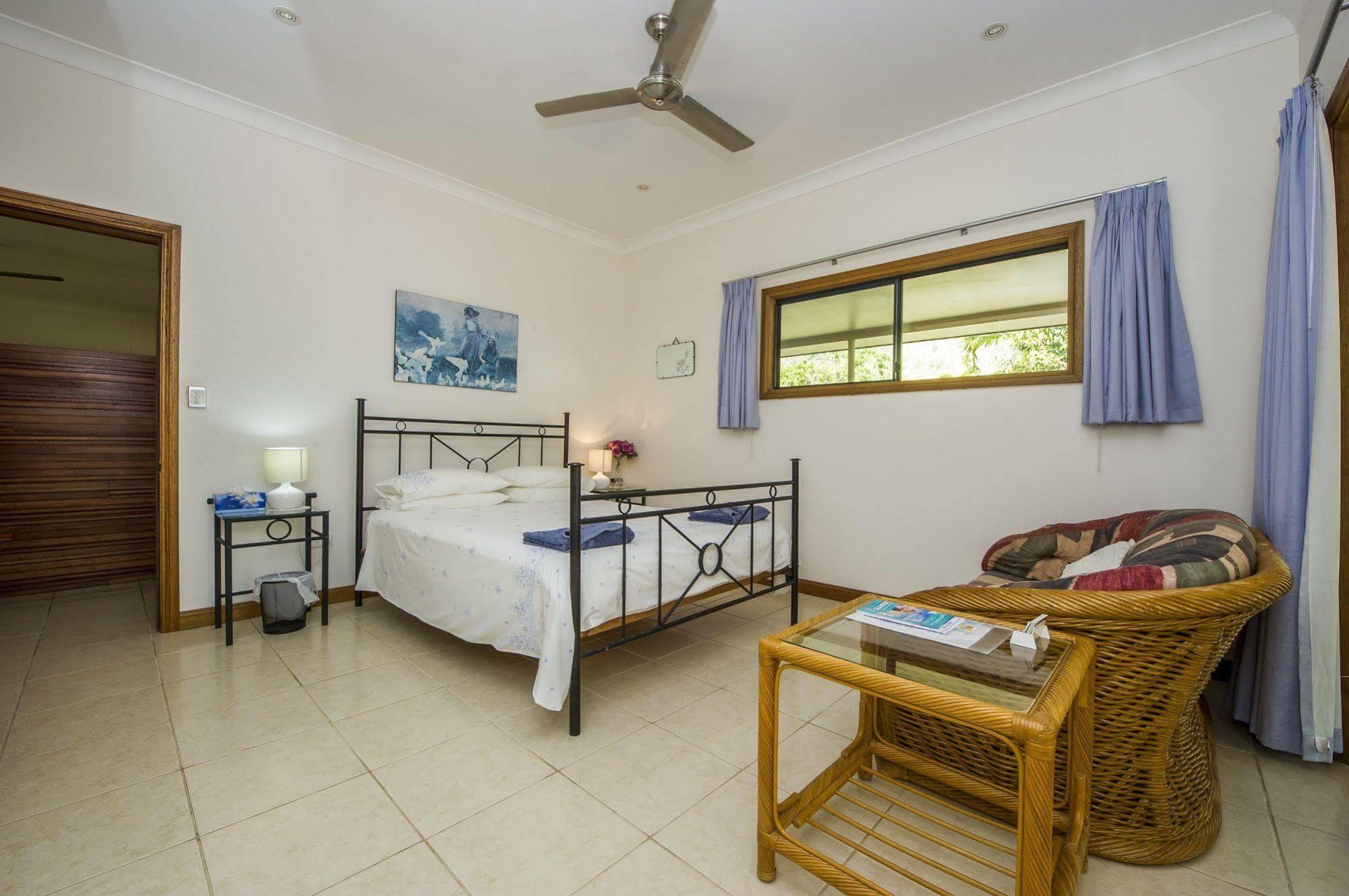Magnetic Island Bed And Breakfast Horseshoe Bay Bagian luar foto